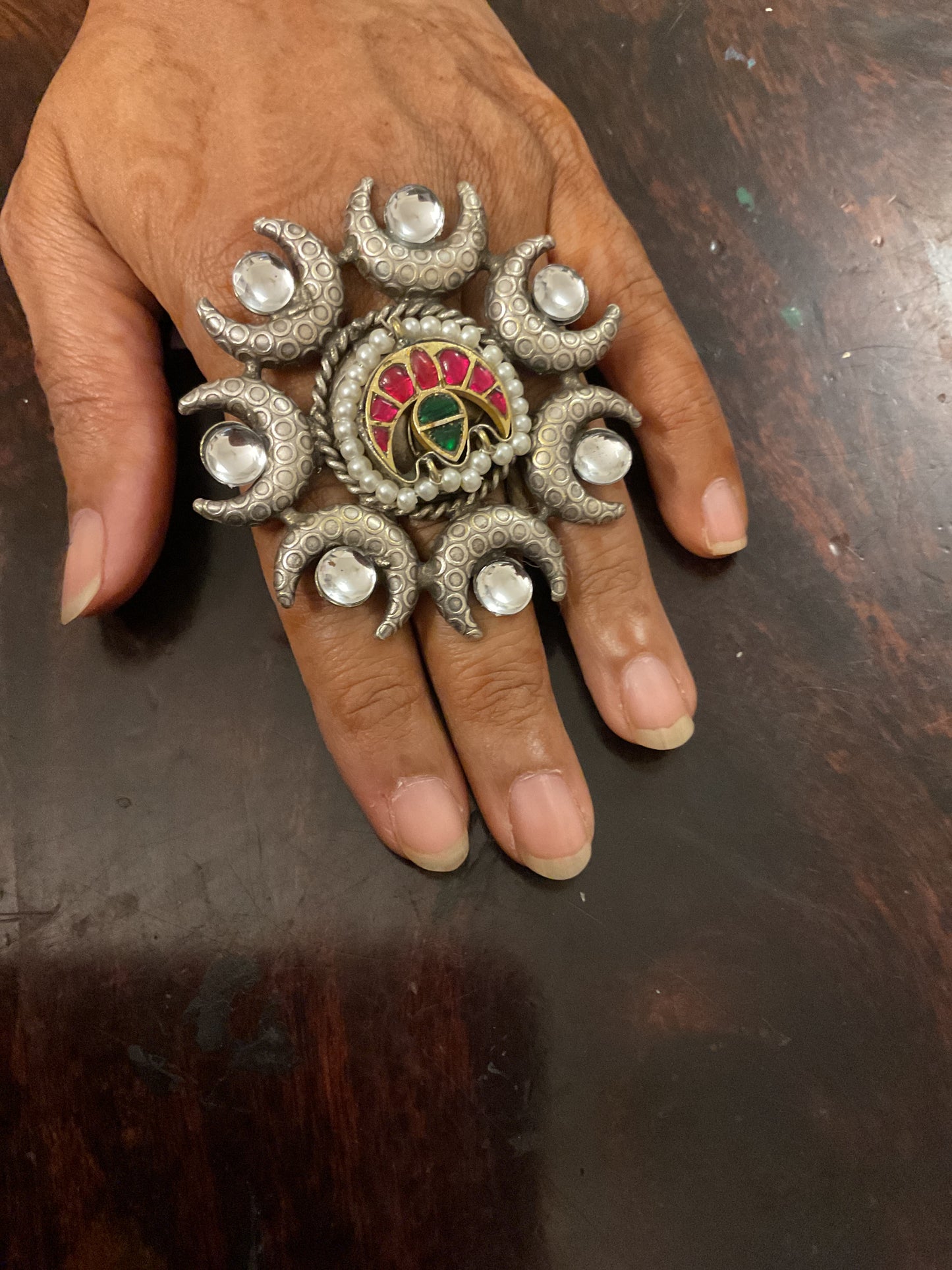Roshni Ring