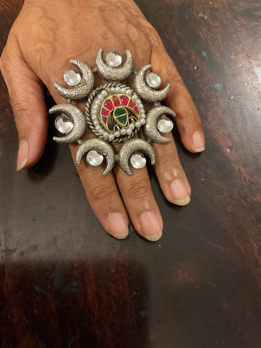 Roshni Ring