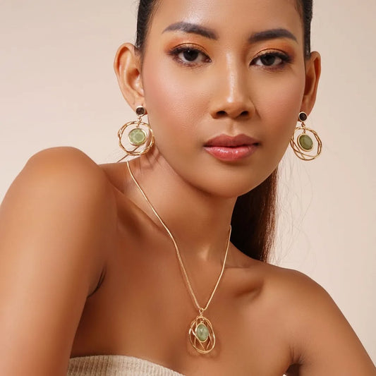 Emerald Dew Earrings