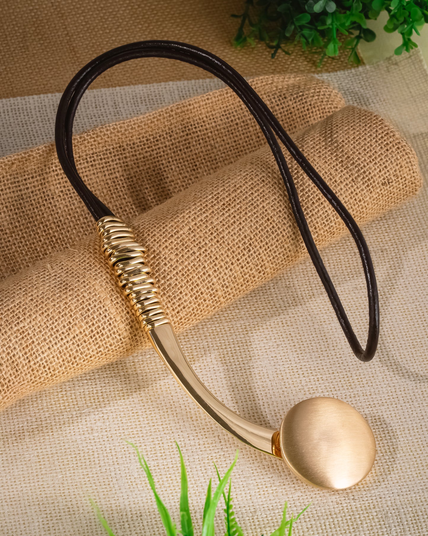 Ebony Rays Choker Necklace