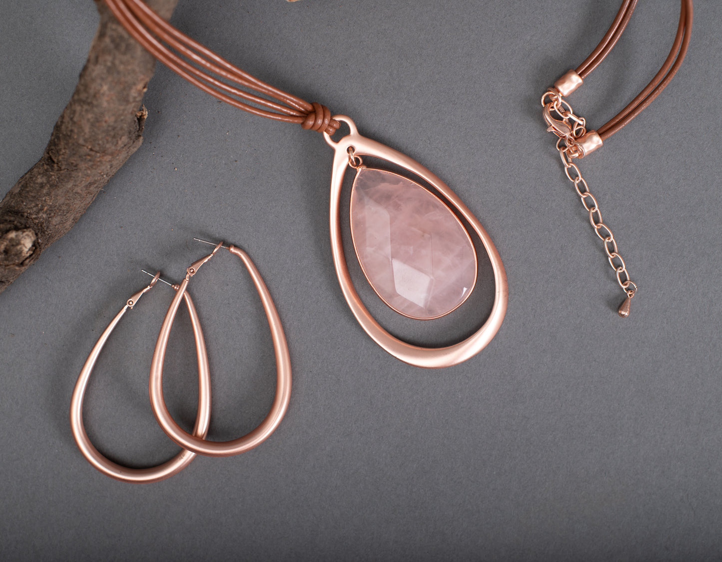 Rosefall Necklace